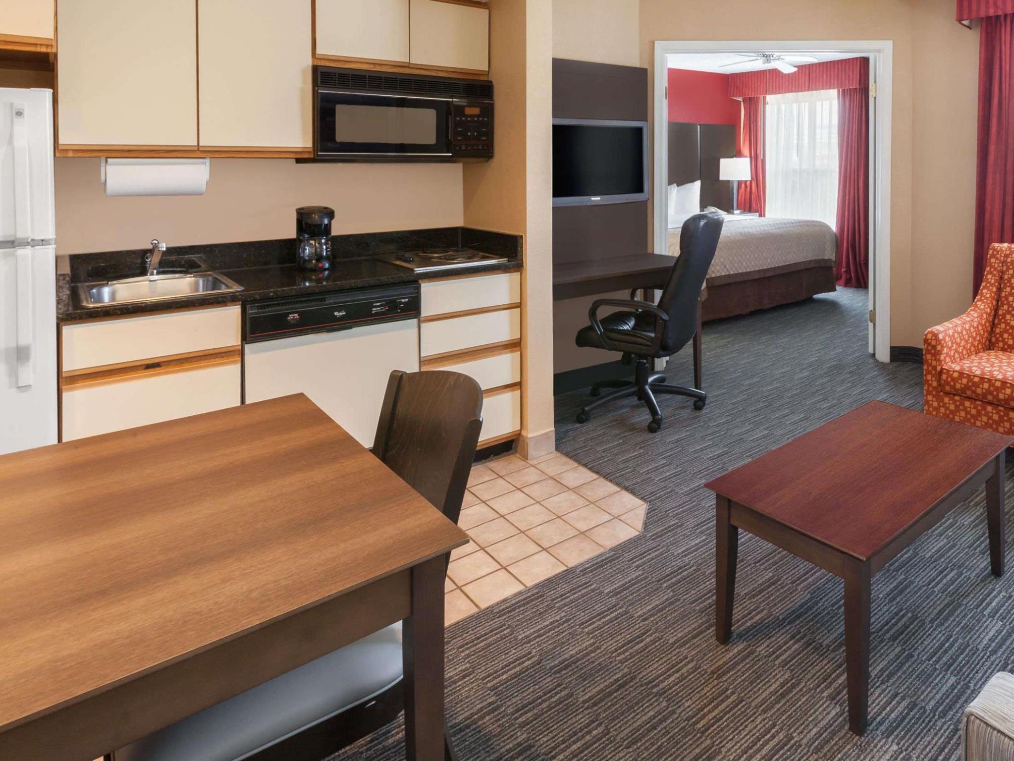 Affordable Suites Of America Detroit-워렌 외부 사진